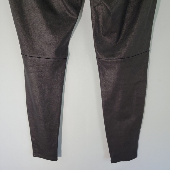 TROUVE Womens Black Faux Leather Leggings Size M Stretchy Comfy Warm - Picture 7 of 10